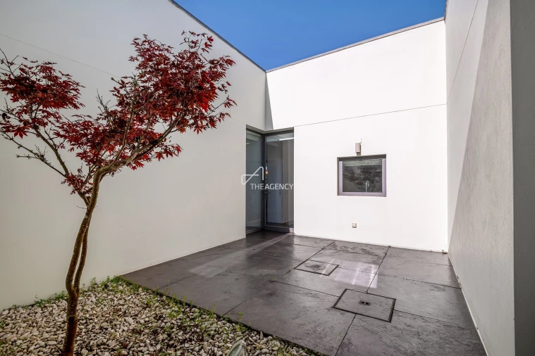 Moradia T4 para Venda em Vau Foto 21