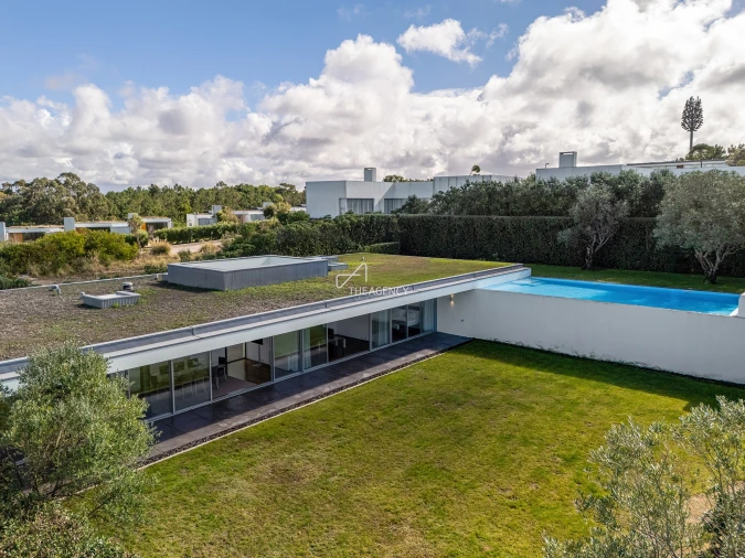 Moradia T4 para Venda em Vau Foto 29