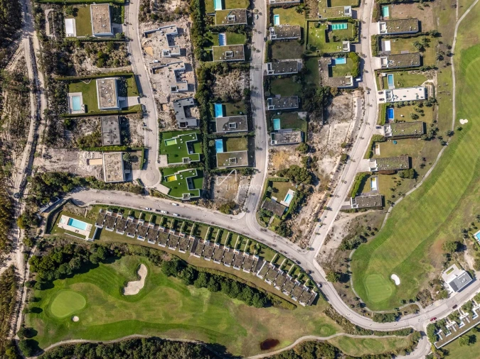 Moradia T4 para Venda em Vau Foto 37