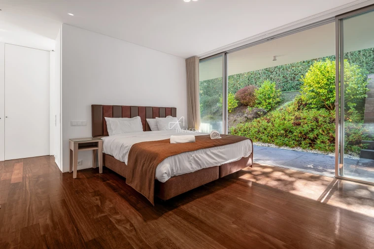 Moradia T4 para Venda em Vau Foto 6