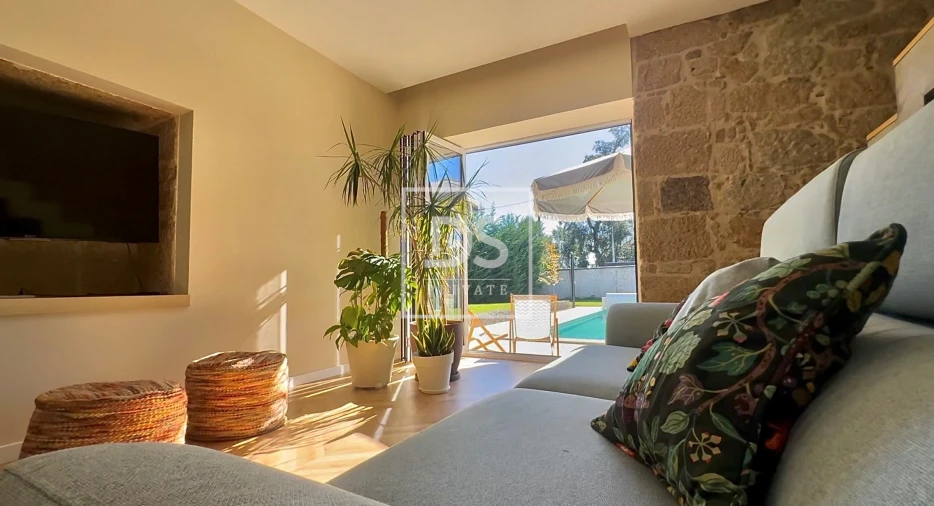 Moradia T3 para Venda em Soutelo Foto 37