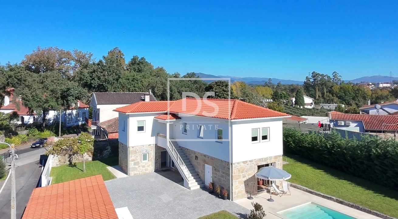 Moradia T3 para Venda em Soutelo Foto 2