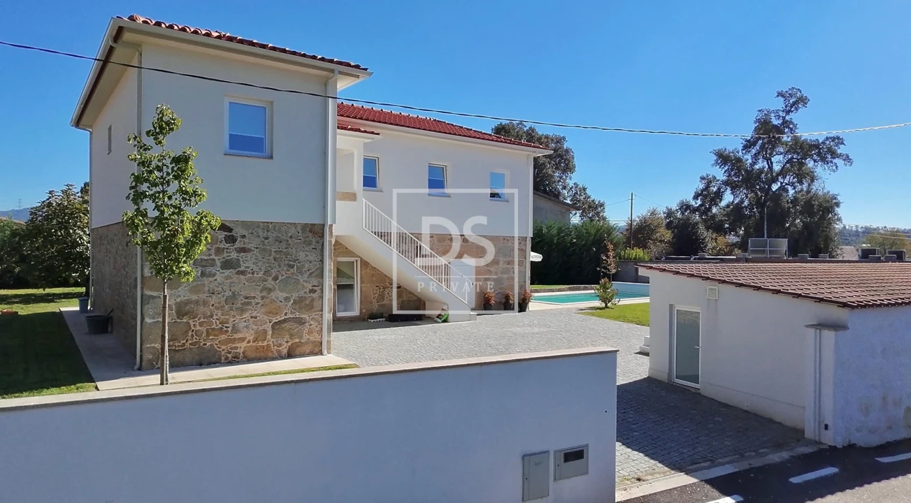 Moradia T3 para Venda em Soutelo Foto 48