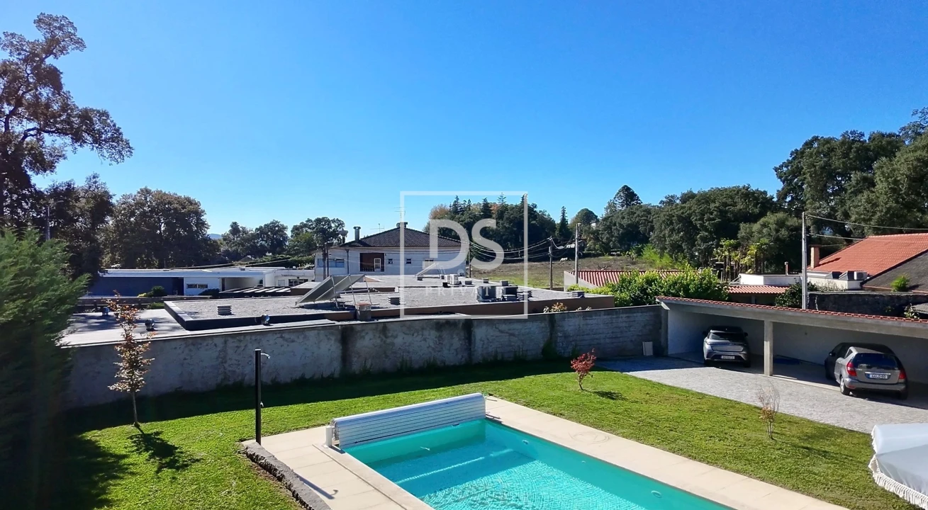 Moradia T3 para Venda em Soutelo Foto 43