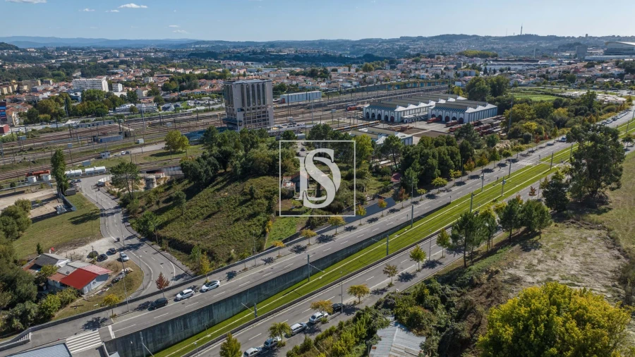 Terreno para Venda em Campanhã Foto 4