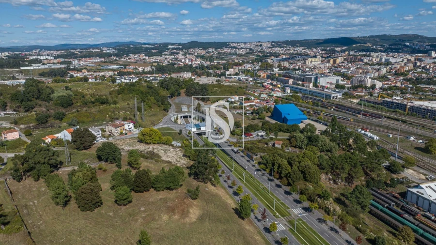 Terreno para Venda em Campanhã