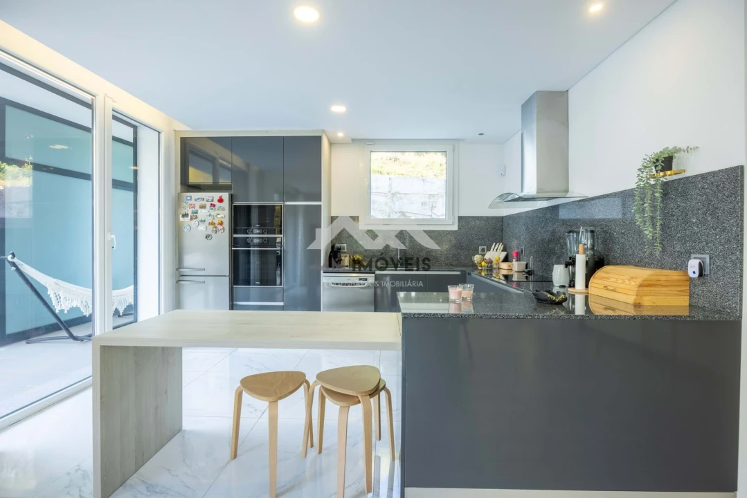 Moradia T3 para Venda em Cristelo Foto 17