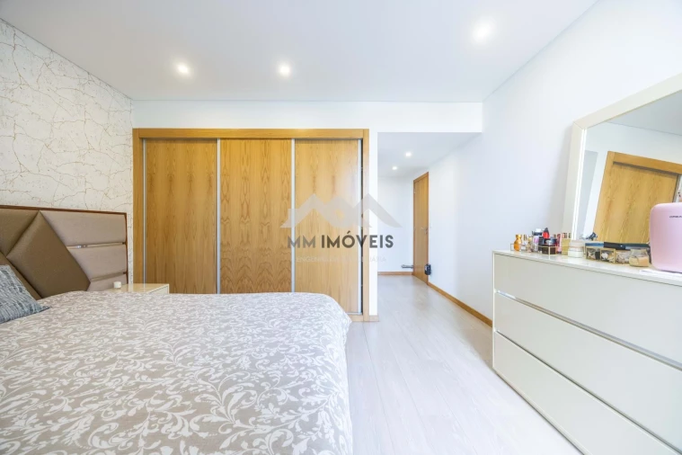 Moradia T3 para Venda em Cristelo Foto 58