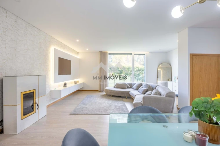 Moradia T3 para Venda em Cristelo Foto 3