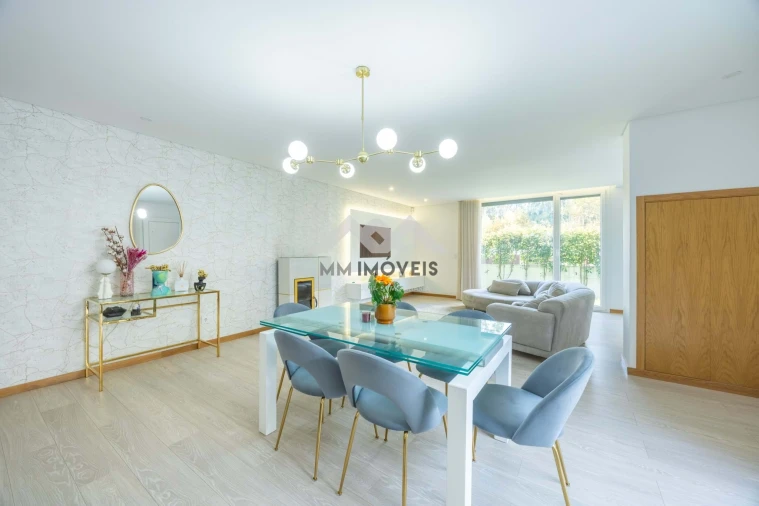 Moradia T3 para Venda em Cristelo Foto 16