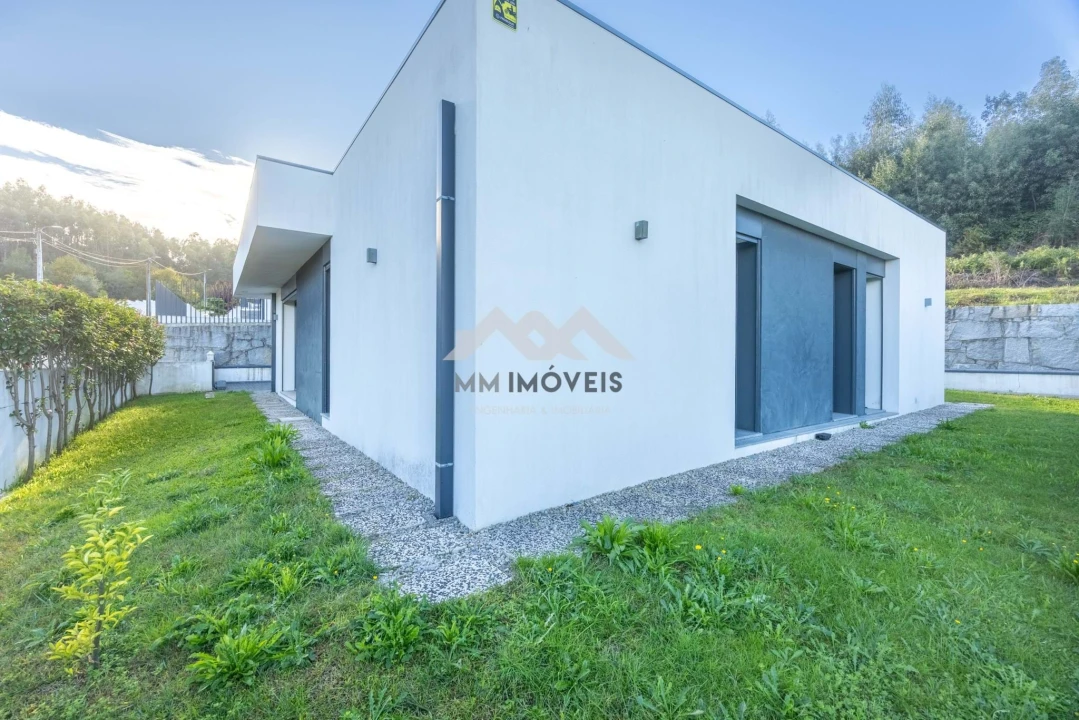 Moradia T3 para Venda em Cristelo Foto 35