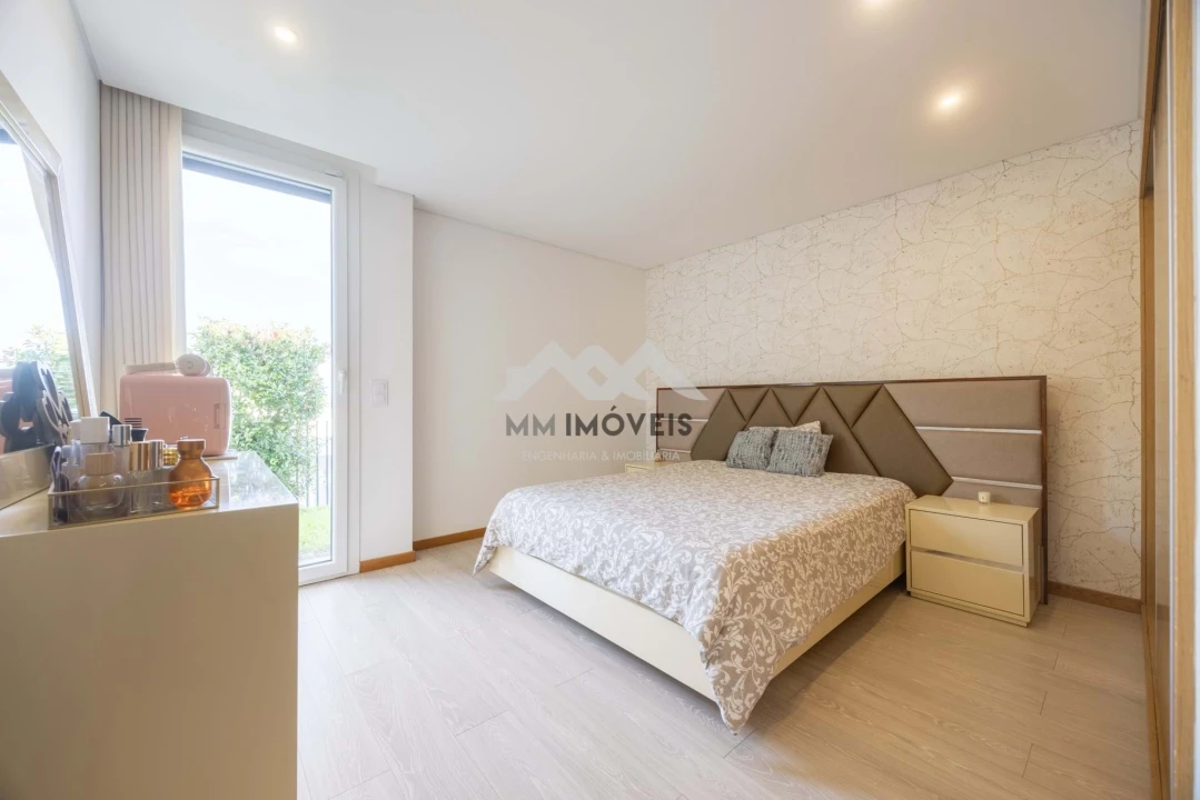 Moradia T3 para Venda em Cristelo Foto 6