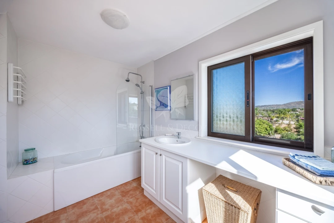 Moradia T3 para Venda em Pechão Foto 24