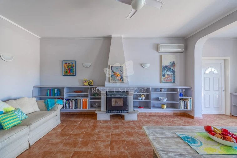 Moradia T3 para Venda em Pechão Foto 7