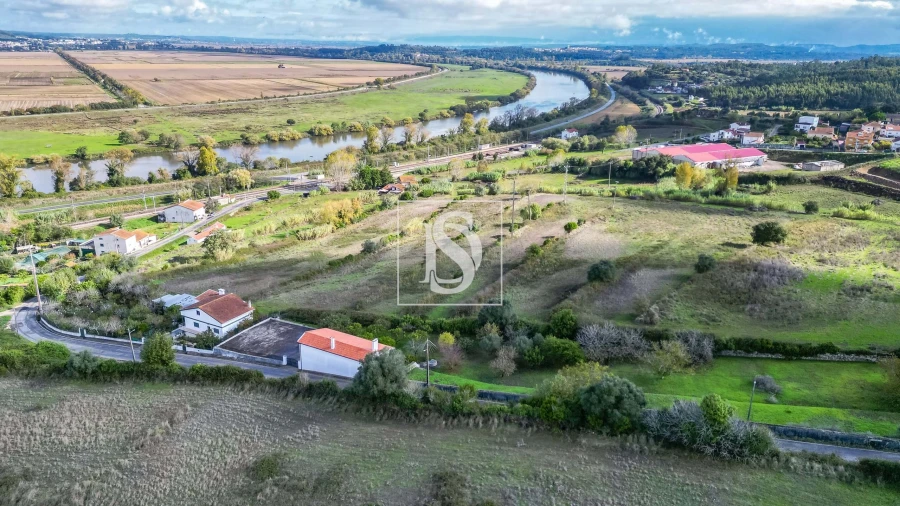 Terreno para Venda em Abrunheira, Verride e Vila Nova da Barca Foto 2