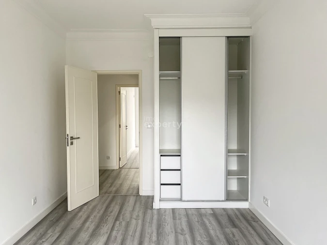 Apartamento T2 para Venda em Ajuda Foto 21