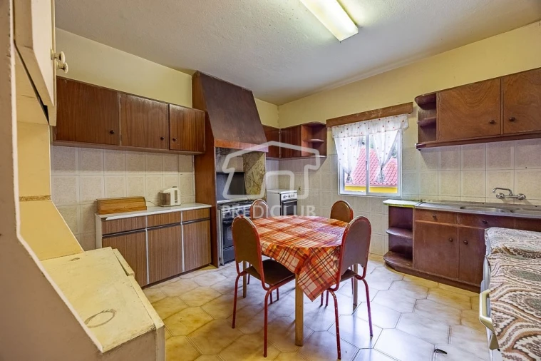 Moradia T2 para Venda em São Gonçalo Foto 2