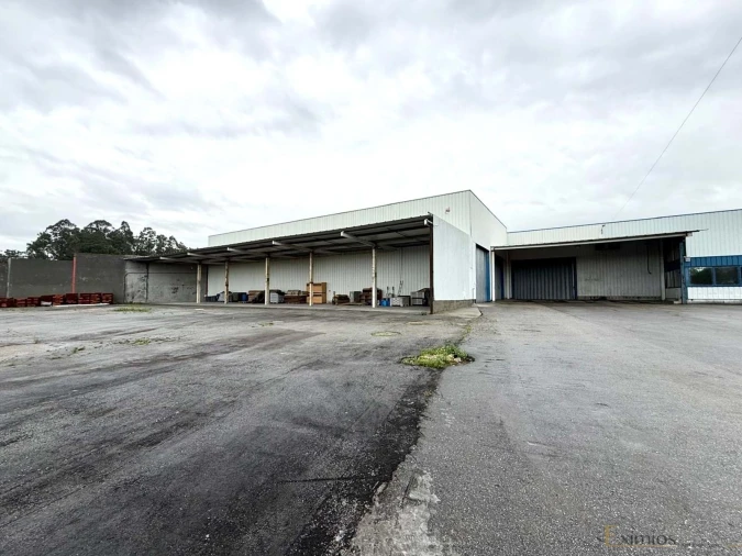 Armazém para Venda em Chorente, Góios, Courel, Pedra Furada e Gueral Foto 4