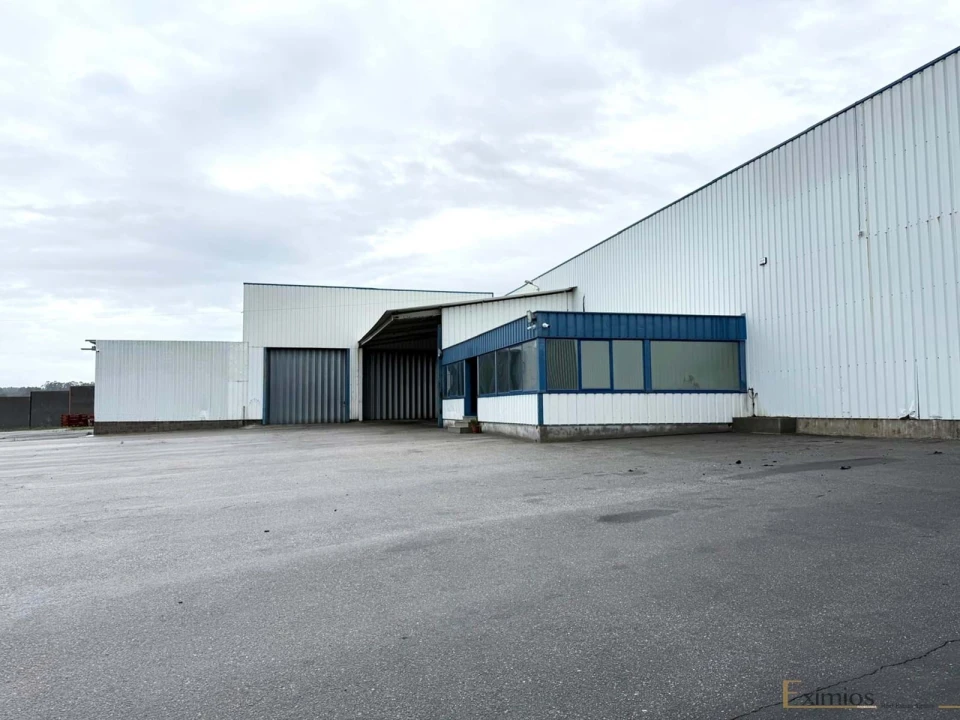 Armazém para Venda em Chorente, Góios, Courel, Pedra Furada e Gueral Foto 3