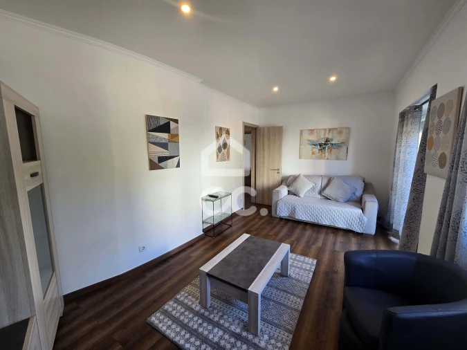 Apartamento T2 para Venda em Odivelas Foto 3