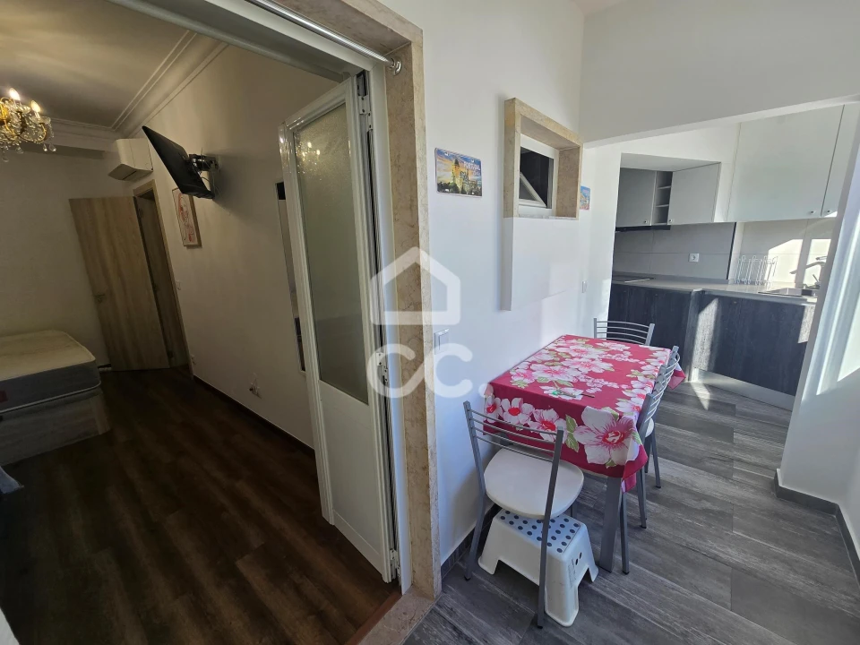 Apartamento T2 para Venda em Odivelas Foto 7