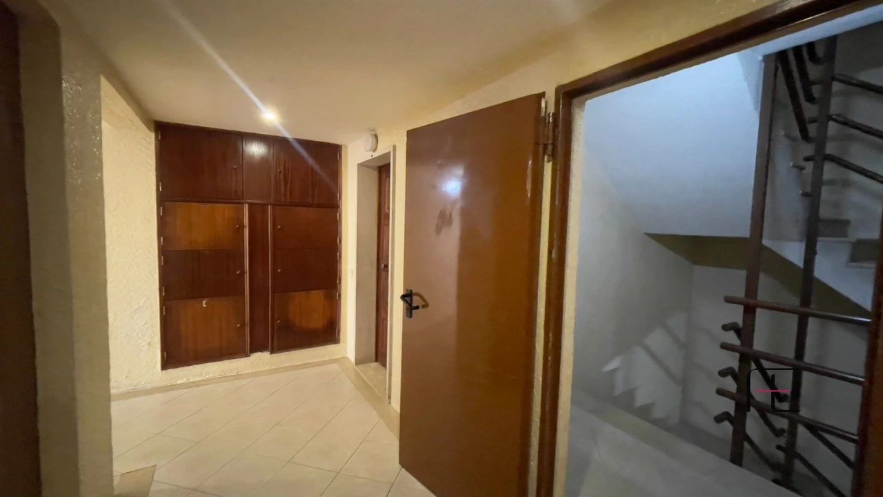 Apartamento T2 para Venda em Algueirão-Mem Martins Foto 25
