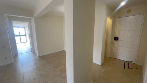 Apartamento T2 para Venda em Algueirão-Mem Martins