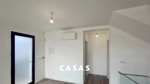 Moradia T3 para Venda em Santo Antonio
