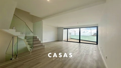 Moradia T3 para Venda em Santo Antonio