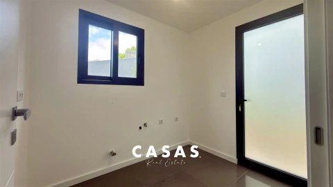 Moradia T3 para Venda em Santo Antonio