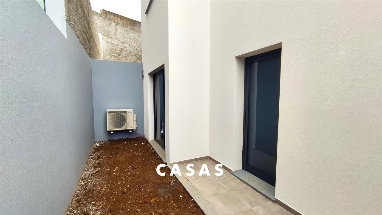 Moradia T3 para Venda em Santo Antonio Foto 23