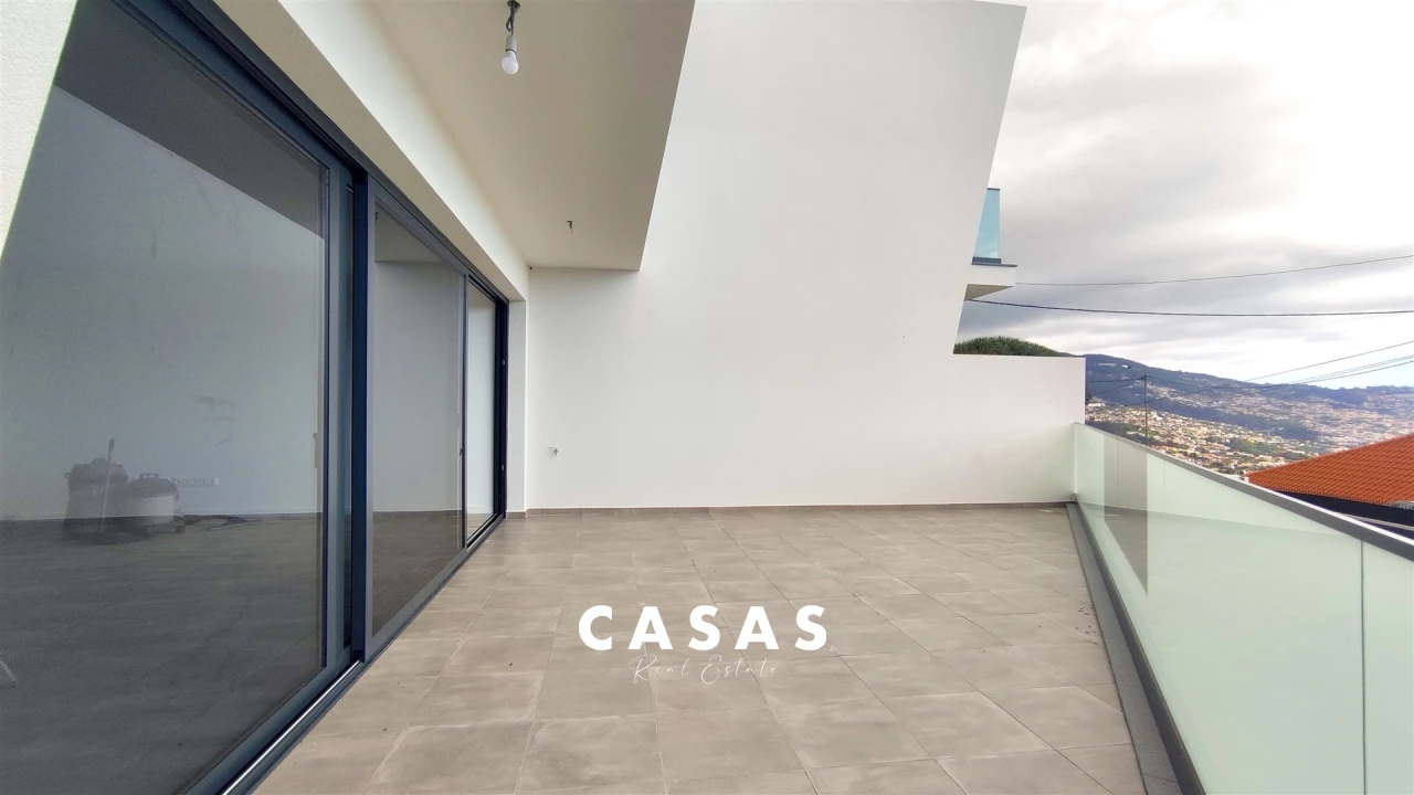 Moradia T3 para Venda em Santo Antonio Foto 20