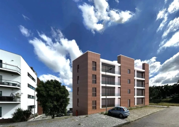 Apartamento T4 para Venda em Santa Clara e Castelo Viegas Foto 2