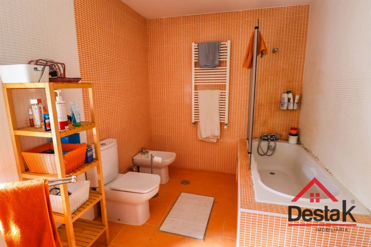 Moradia T4 para Venda em Santos Evos Foto 16