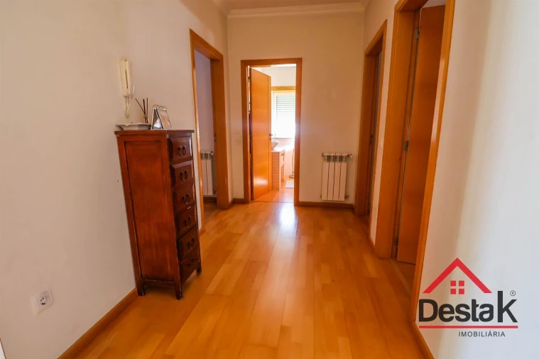 Moradia T4 para Venda em Santos Evos Foto 9