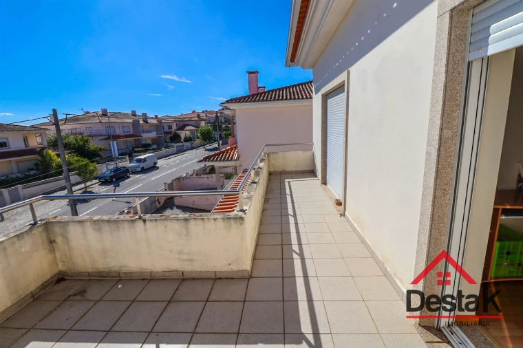 Moradia T4 para Venda em Santos Evos Foto 11