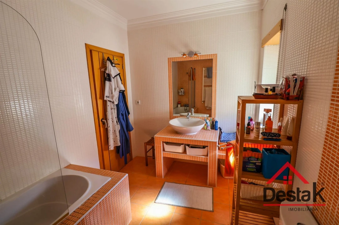 Moradia T4 para Venda em Santos Evos Foto 17