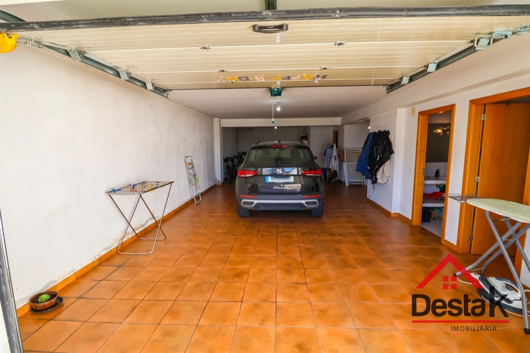 Moradia T4 para Venda em Santos Evos Foto 28