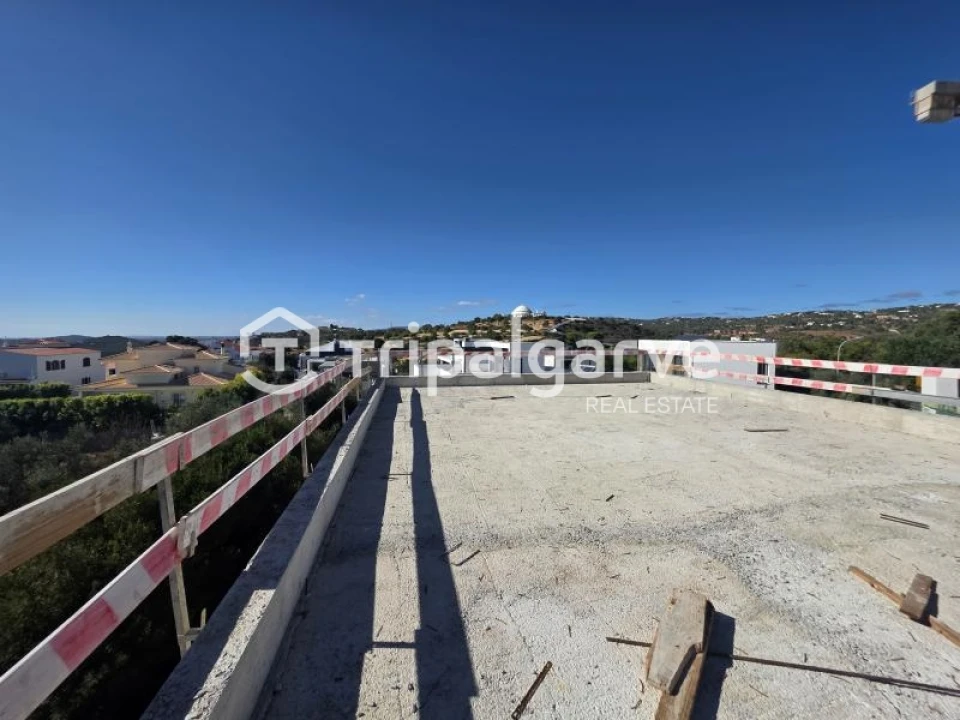 Moradia T5 para Venda em Loule (São Sebastião) Foto 15