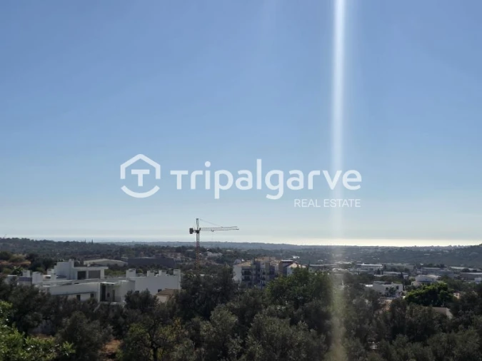 Moradia T5 para Venda em Loule (São Sebastião) Foto 16