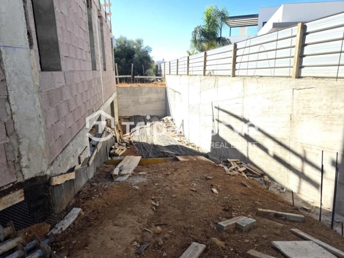 Moradia T5 para Venda em Loule (São Sebastião) Foto 20