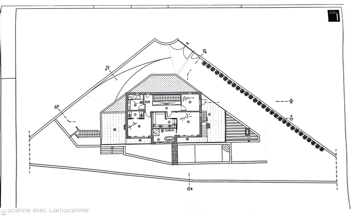 Moradia T5 para Venda em Loule (São Sebastião) Foto 22