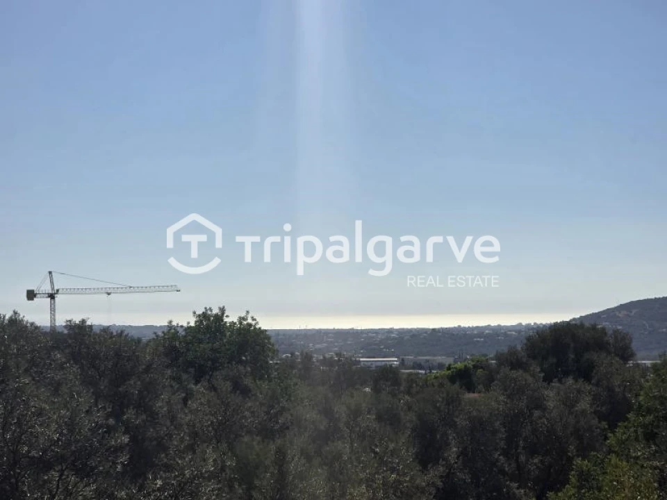 Moradia T5 para Venda em Loule (São Sebastião) Foto 10