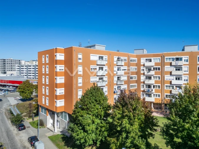 Apartamento T3 para Venda em Lomar e Arcos Foto 30
