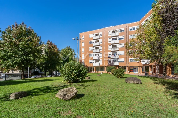 Apartamento T3 para Venda em Lomar e Arcos Foto 3