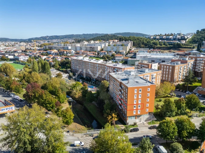 Apartamento T3 para Venda em Lomar e Arcos Foto 33