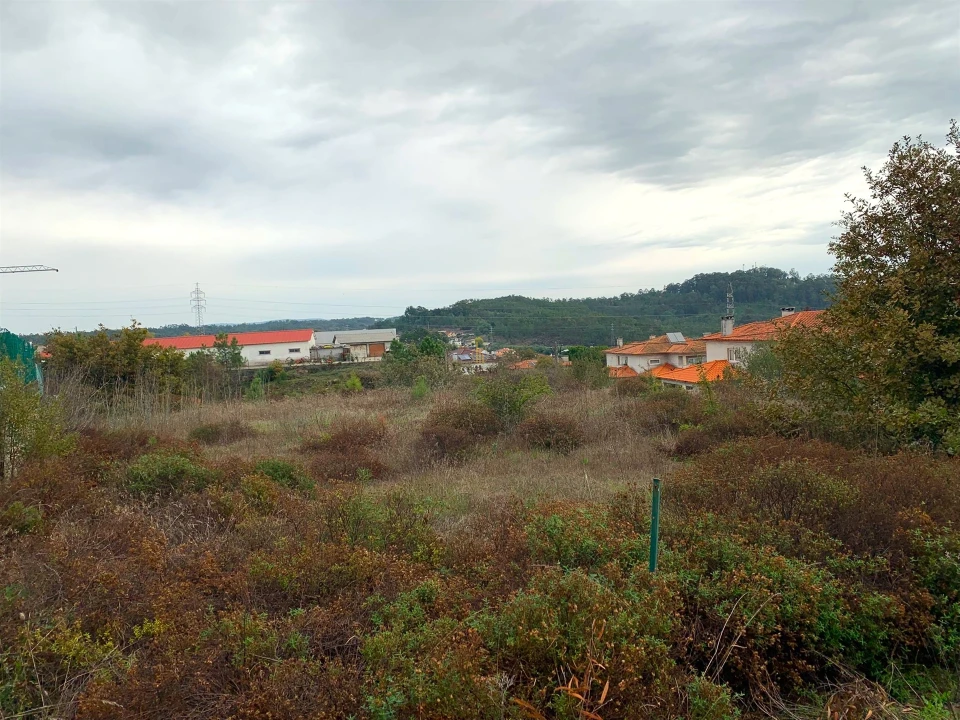Terreno para Venda em Abraveses Foto 1