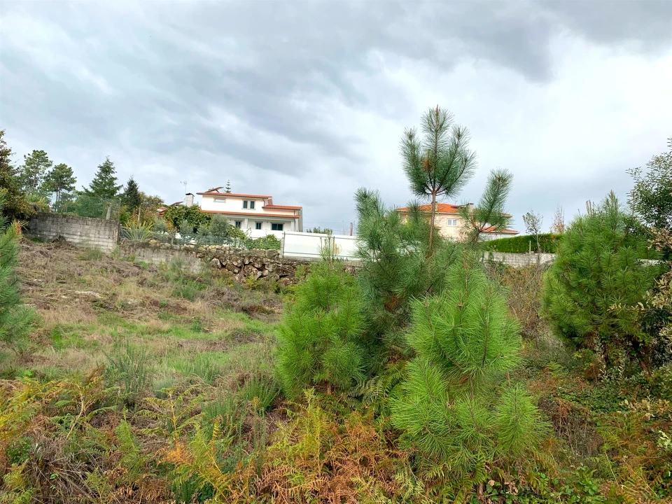 Terreno para Venda em Abraveses Foto 3
