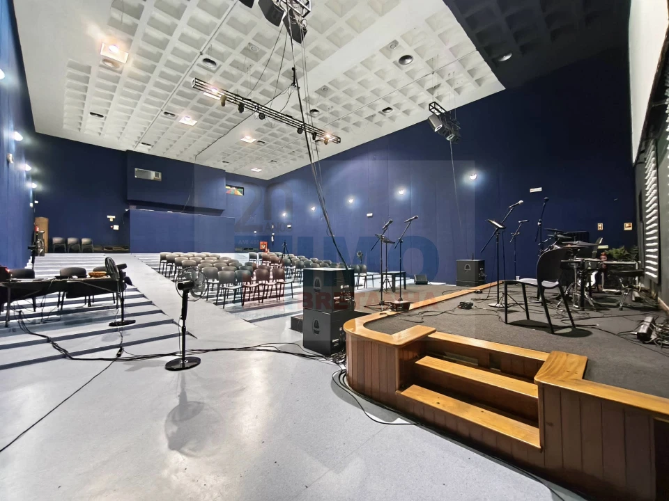 Loja para Venda em Santo Antonio dos Olivais Foto 1