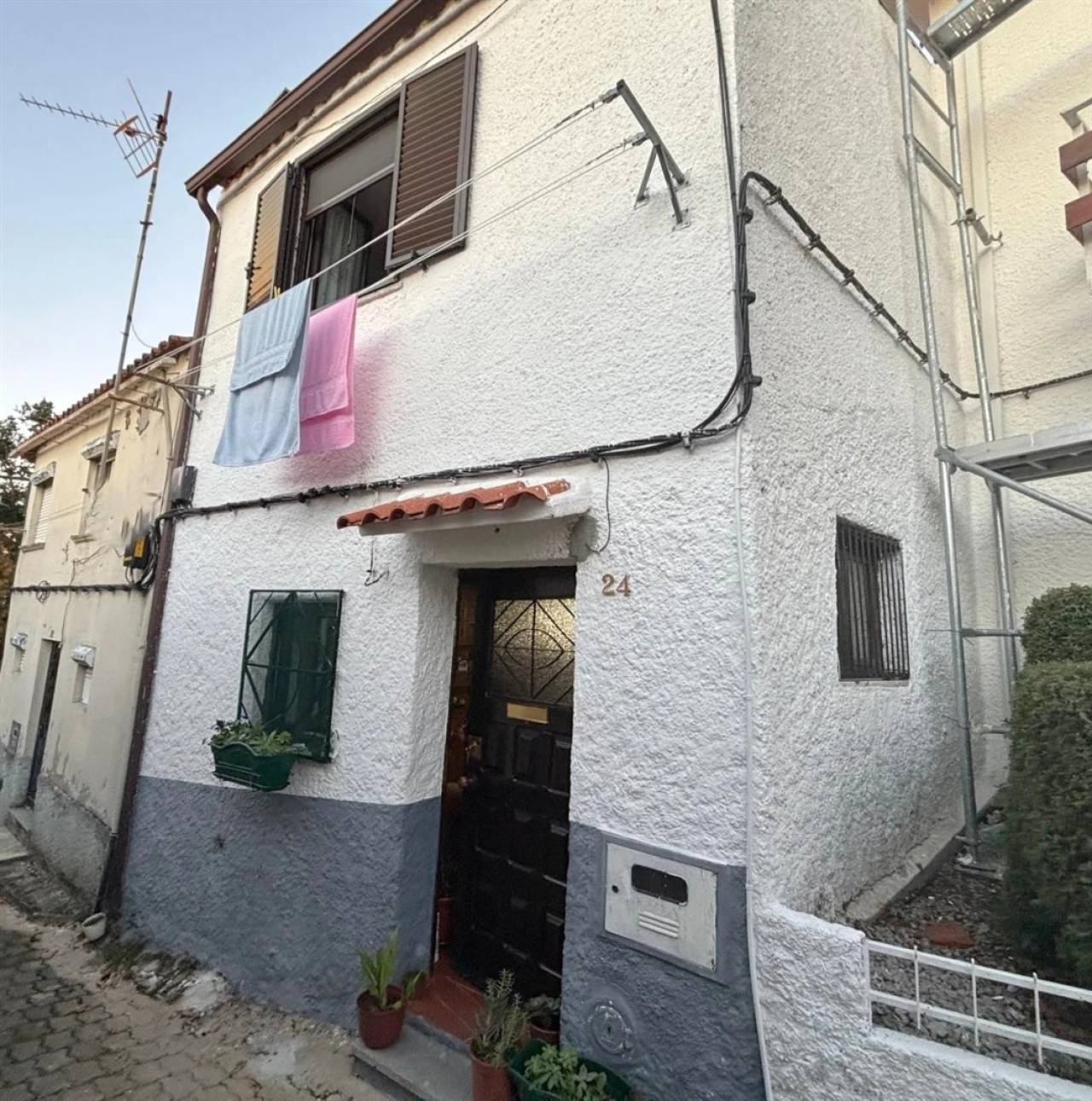 Moradia T2 para Venda em Gouveia (São Pedro e São Julião) Foto 1